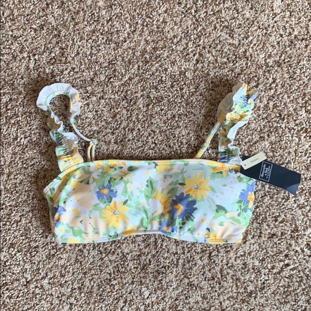 NWT Abercrombie Floral Bralette Bikini Top XS